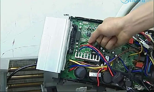 嵩明美的空调电话是多少